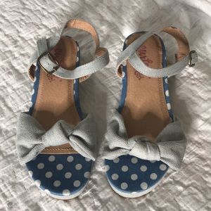 NWOT Girls Sandals